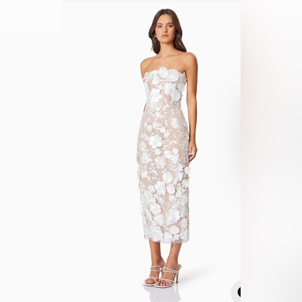 Elliatt Strapless White Floral Dress